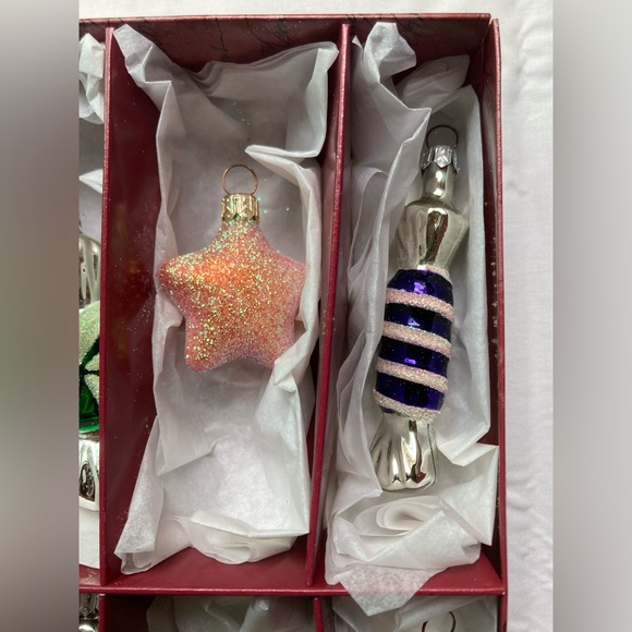 COPY - Hallmark Blown Glass 8 Sweet Memories Crown Reflection Ornaments FREE Gi… - Picture 4 of 6